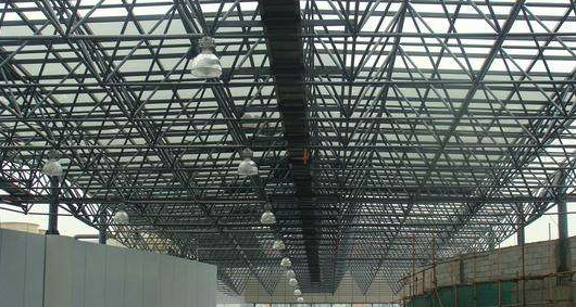 朔州听网架公司的名目师阐述其网架的季节个性